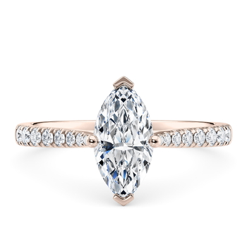 Leila in Roségoud set with a Marquise cut diamant.