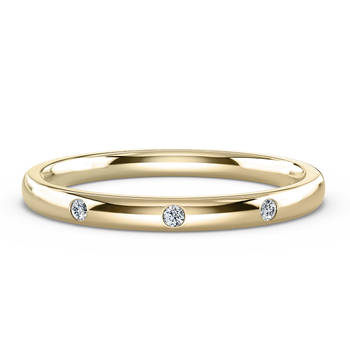 3 stones in Yellow Gold (9k)