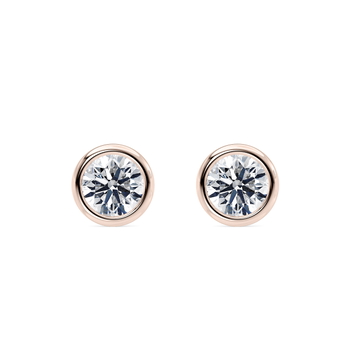 Luna in Rosaguld set with a Rund cut diamant.