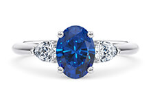 Florence in Hvitt gull (9k) set with a Oval cut diamant.