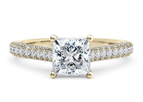 Bloomsbury in Yellow Gold set with a Princess cut diamond.