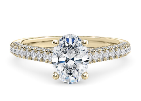 Bloomsbury in Gult guld set with a Oval cut diamant.
