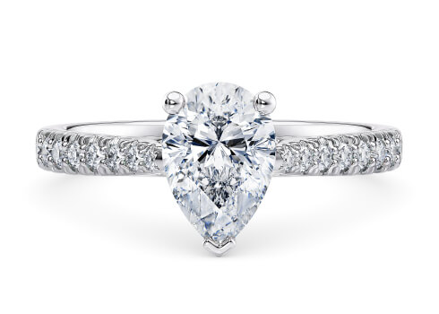 Kindrea in Or blanc (9k) set with a Taille poire cut diamant.
