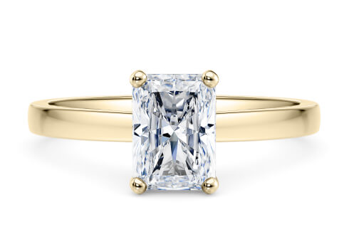 1477 Classic in Gelbgold set with a Radiant cut diamanten.