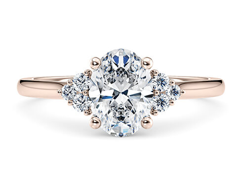 Rosa in Rose Gold set with a Oval cut diamond.