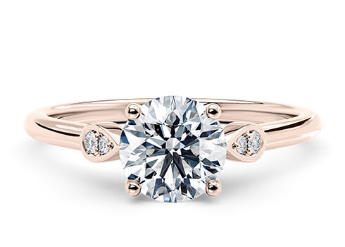 Primrose in Rose Gold set with a Round cut diamond.