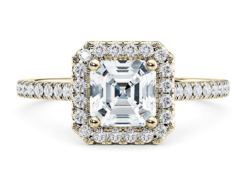 Aphrodite in Gelbgold set with a Asscher cut diamant.