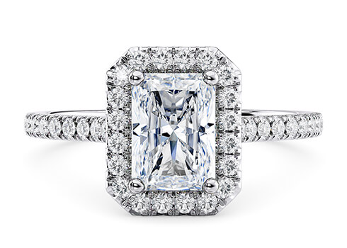 Aphrodite in Or blanc set with a Radiant cut diamant.