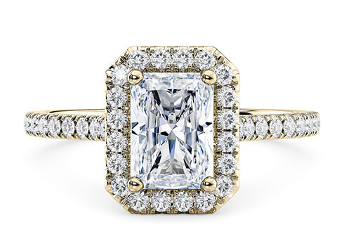 Aphrodite in Yellow Gold set with a Radiant cut diamond.