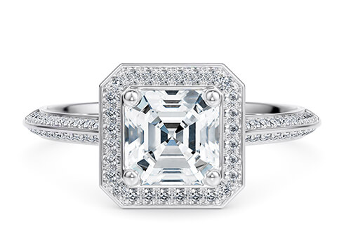 Olympia in Platinum set with a Asscher cut diamant.