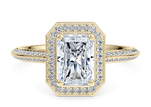 Olympia in Gelbgold set with a Radiant cut diamant.