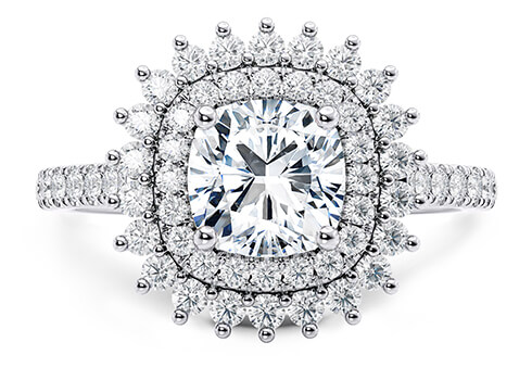 Berkeley in Weißgold set with a Kissen cut diamant.