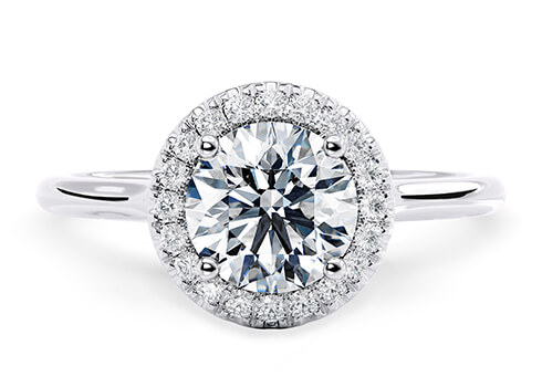 Rossetti in Platinum set with a Kulaté cut diamant.
