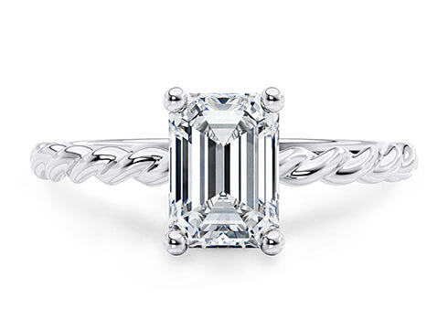 Ascot in Hvidguld set with a Octagon cut diamant.