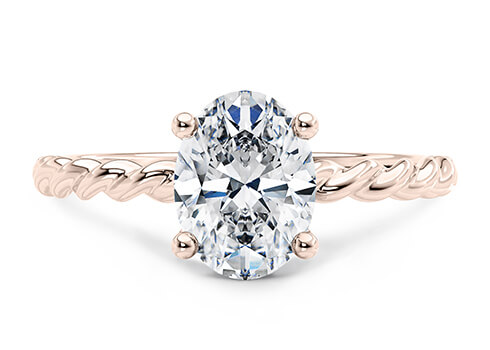 Ascot in Oro Rosa set with a Ovale cut diamante.