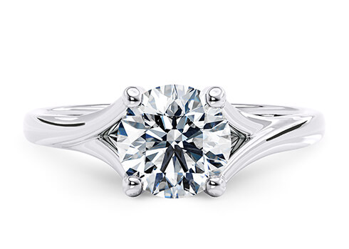 Hanover in Platinum set with a Kulaté cut diamant.