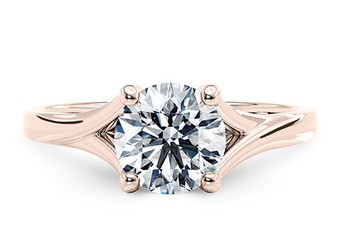 Hanover in Rose Gold set with a Round cut diamond.