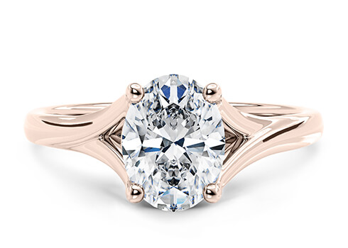 Hanover in Rose Gold set with a Oval cut diamond.