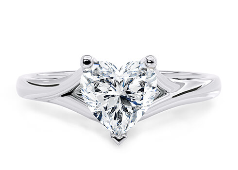 Hanover in Oro Bianco set with a Cuore cut diamante.