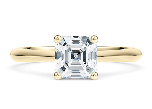 Iris in Yellow Gold set with a Asscher cut diamond.