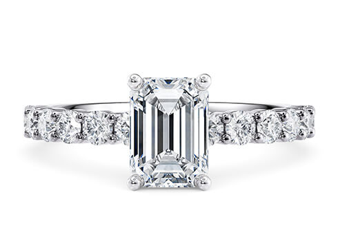 Akinia in Fehér arany (9k) set with a Smaragd cut gyémánt.