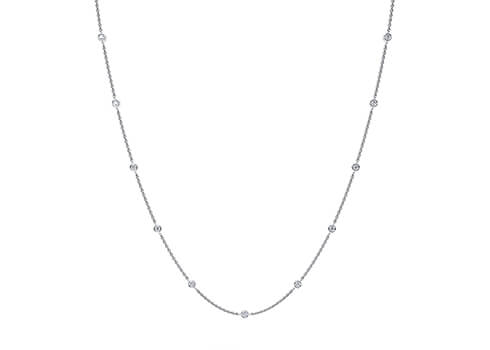 Tea Petite Necklace in Or blanc.