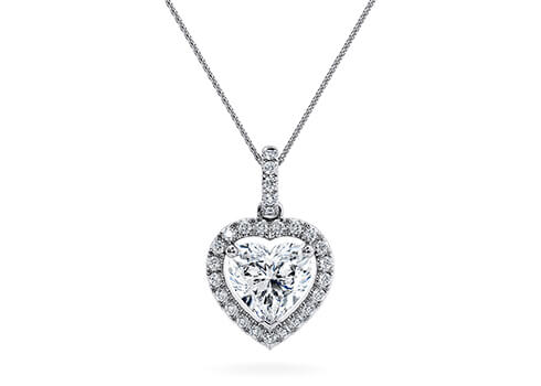 Medici in Bílé zlato set with a Srdce cut diamant.