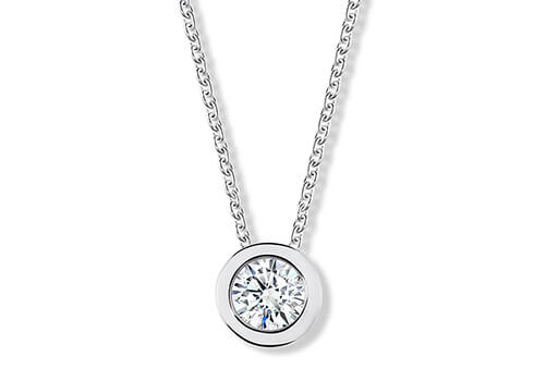 Cascata in Weißgold set with a Brillant cut diamant.