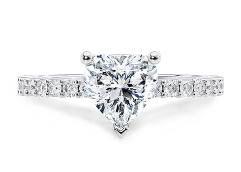 Duchess in Oro Bianco set with a Cuore cut diamante.