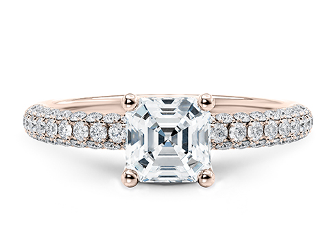 Muse in Oro Rosa set with a Asscher cut diamante.