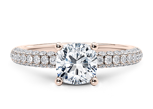 Muse in Oro Rosa set with a Cuscino cut diamante.