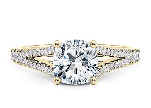 Oxford in Gelbgold set with a Kissen cut diamant.