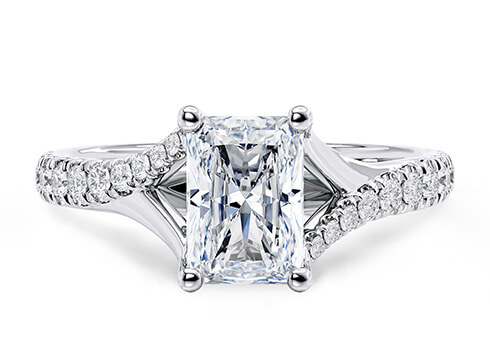 Valentine in White Gold set with a Radiant cut diamond.