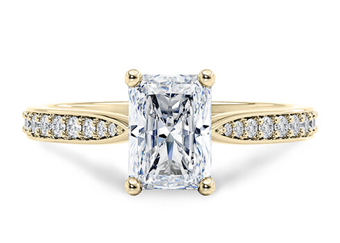 Victoria in Gelbgold set with a Radiant cut diamant.
