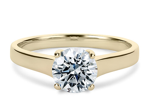 Ballerina in Žluté zlato set with a Kulaté cut diamant.
