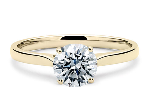 Contour in Žluté zlato set with a Kulaté cut diamant.