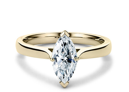Contour in Oro Giallo set with a Marquise cut diamante.