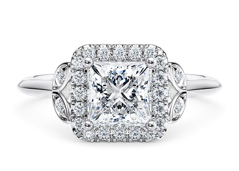 Richmond in Hvidguld set with a Princesse cut diamant.