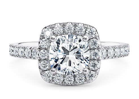 Medici in Witgoud set with a Cushion cut diamant.