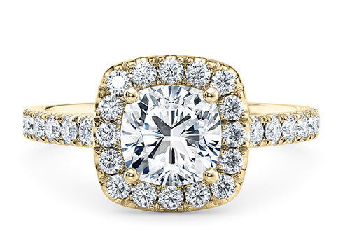 Medici in Yellow Gold set with a Cushion cut diamond.