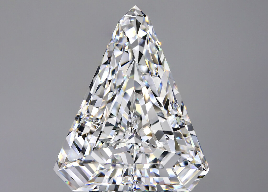 0.30 Karat Shield Diamant