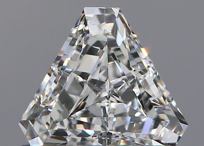 0.54 Карат Triangular Диамант